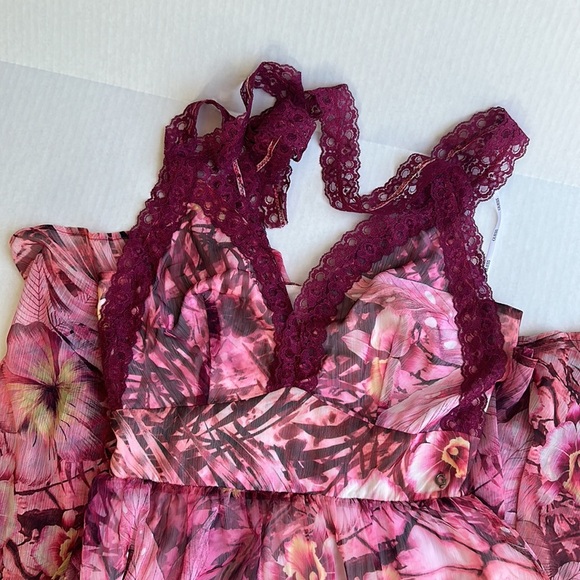 New GUESS Chrissy Maxi Dress SZ S - Picture 7 of 9